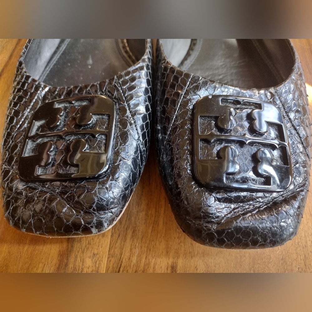 Tory Burch Black Snake Georgia Flats Size 10.5 - Picture 5 of 9